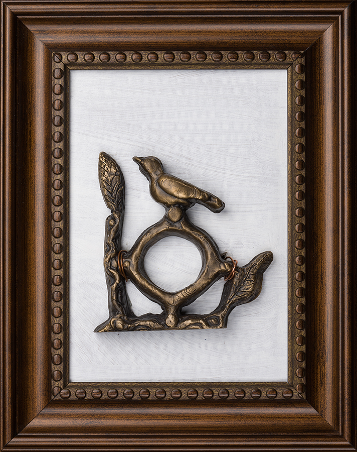 “Lo” by Eleanor Mitten, Bronze, 4 x 4 inches